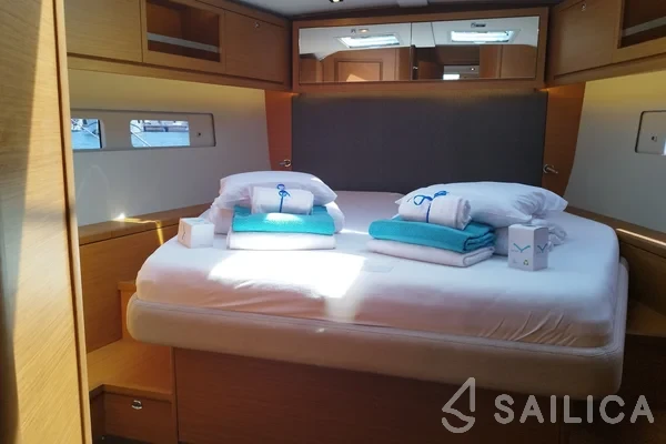 Dufour 530 - Yacht Charter Sailica
