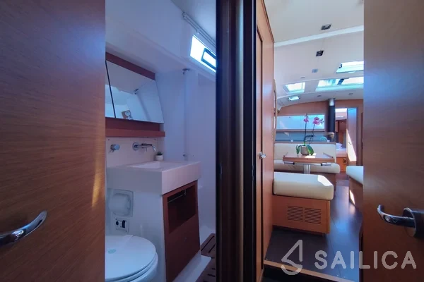 Dufour 530 - Yacht Charter Sailica
