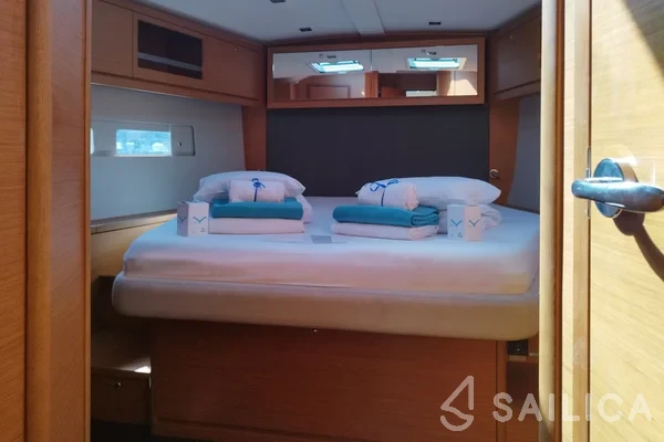 Dufour 530 - Yacht Charter Sailica