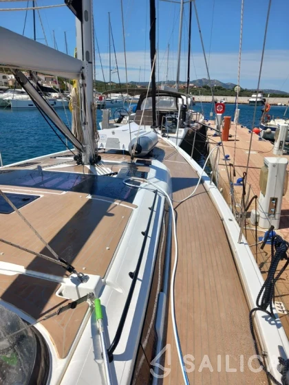 Dufour 530 - Yacht Charter Sailica