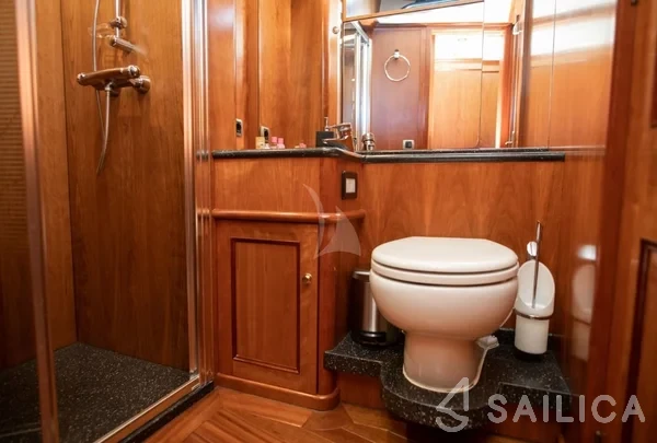 Motoryacht - Yacht Charter Sailica