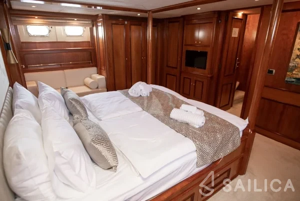 Motoryacht - Yacht Charter Sailica