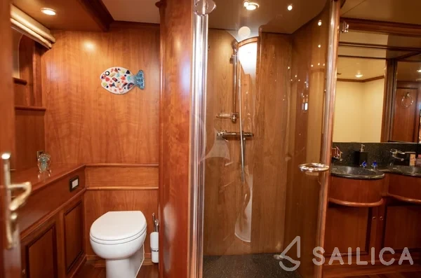 Motoryacht - Yacht Charter Sailica