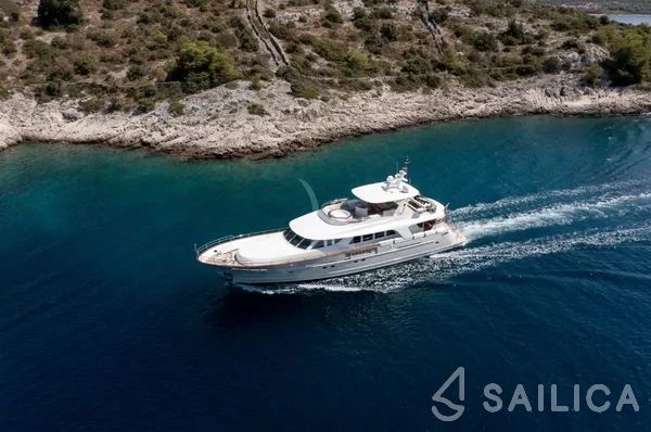 Motoryacht - Yacht Charter Sailica