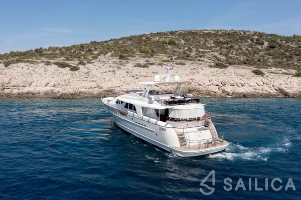 Motoryacht - Yacht Charter Sailica