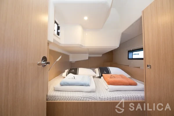 Bavaria C42 - Yacht Charter Sailica