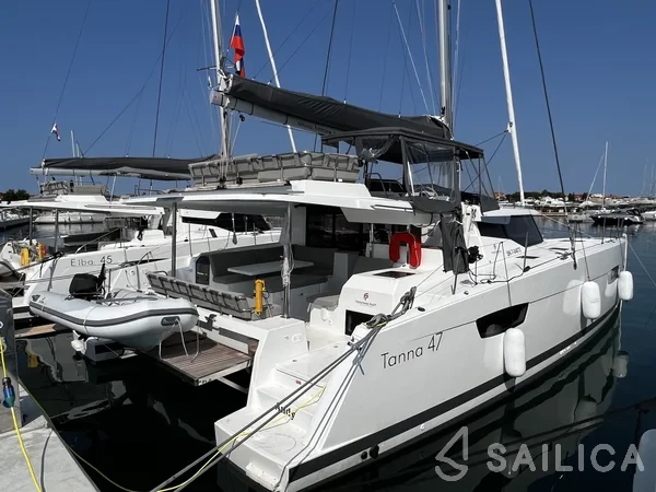 Tanna 47 - Yacht Charter Sailica