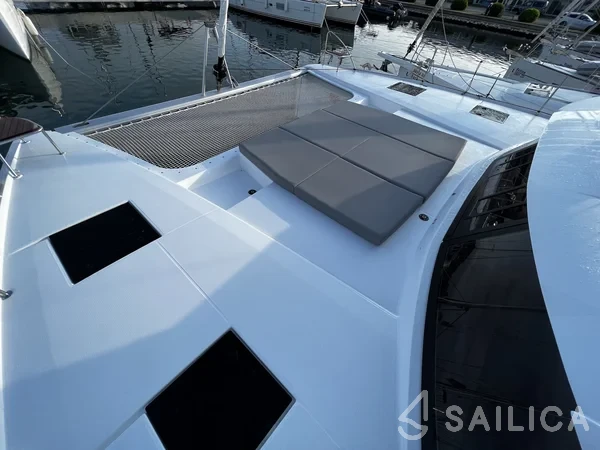 Tanna 47 - Yacht Charter Sailica