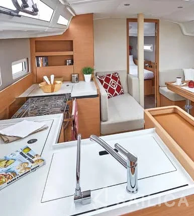 Sun Odyssey 410 - Yacht Charter Sailica
