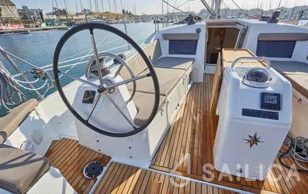 Sun Odyssey 410 - Yacht Charter Sailica