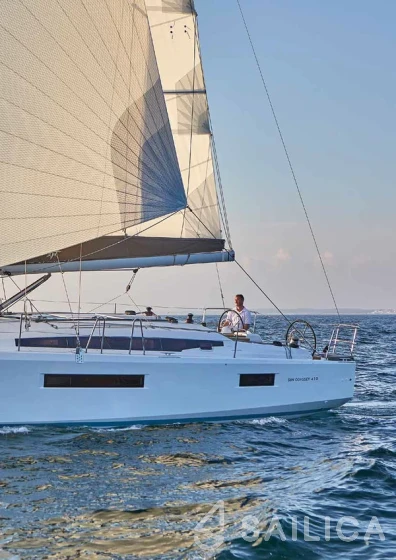 Sun Odyssey 410 - Yacht Charter Sailica