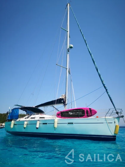Beneteau 393 - Yacht Charter Sailica