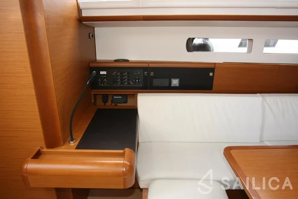 Sun Odyssey 479 - Yacht Charter Sailica