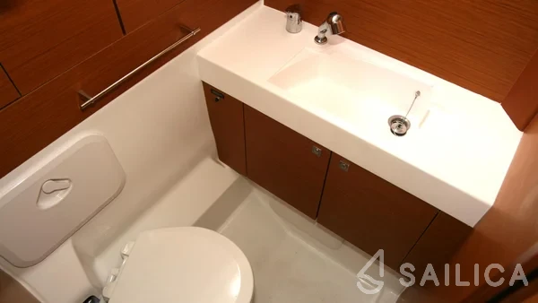 Sun Odyssey 479 - Yacht Charter Sailica