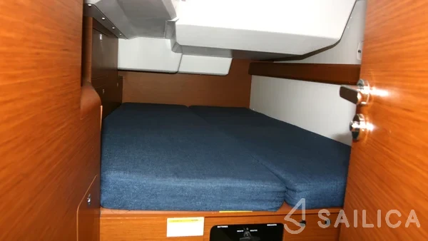 Sun Odyssey 479 - Yacht Charter Sailica