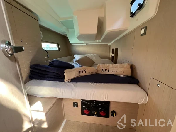 Oceanis 46.1 - Yacht Charter Sailica