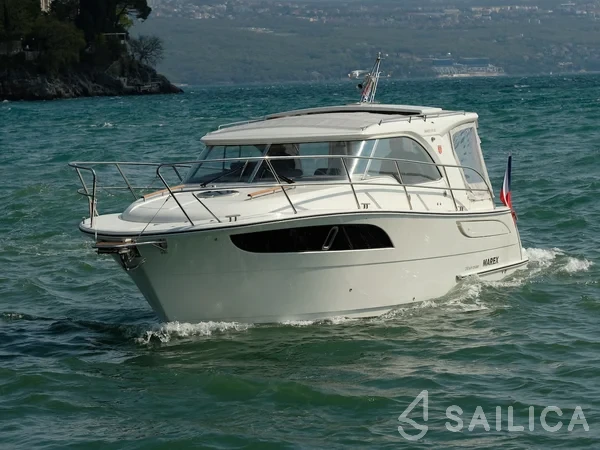 Marex 310 Sun Cruiser - Yacht Charter Sailica