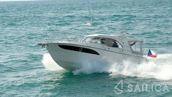 Marex 310 Sun Cruiser - Yacht Charter Sailica