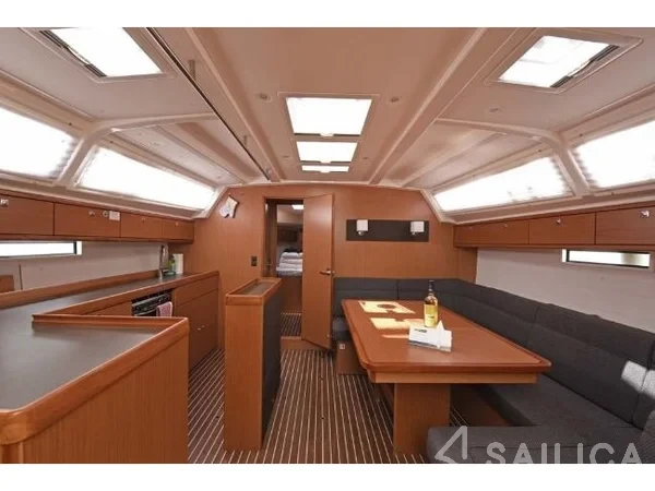 Bavaria 46 Cruiser - Yacht Charter Sailica