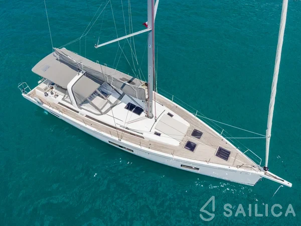 Oceanis 54 - Yacht Charter Sailica