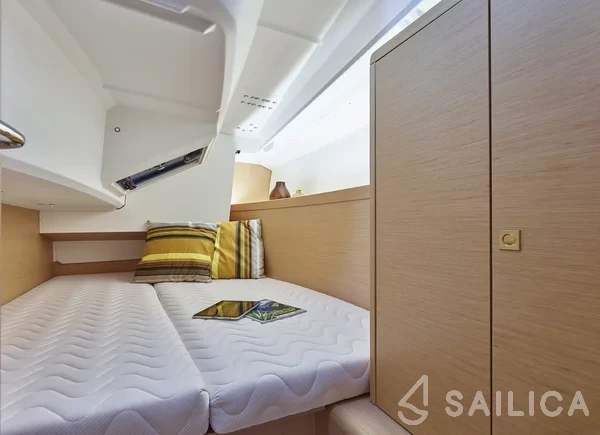 Sun Odyssey 349 - Yacht Charter Sailica