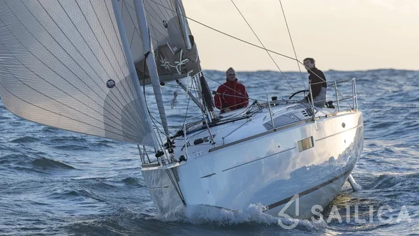 Sun Odyssey 349 - Yacht Charter Sailica