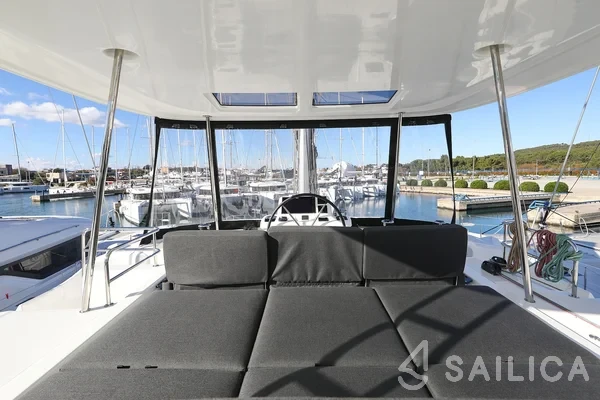 Lagoon 50 - Yacht Charter Sailica
