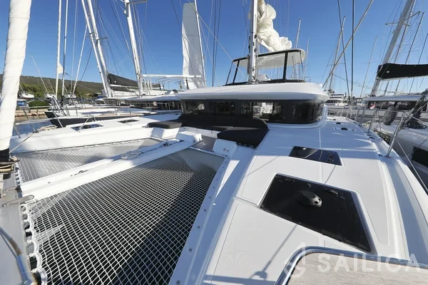 Lagoon 50 - Yacht Charter Sailica