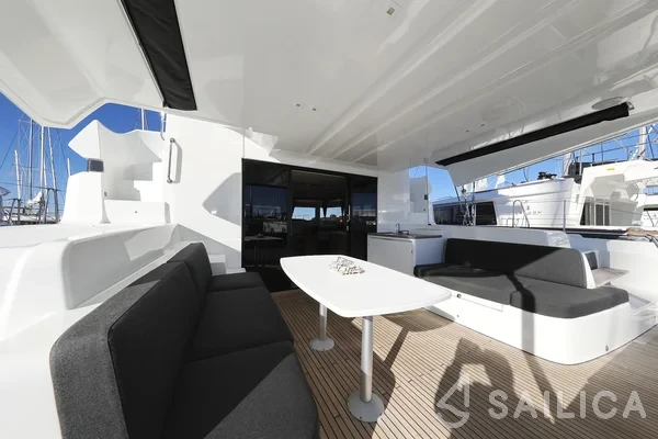 Lagoon 50 - Yacht Charter Sailica