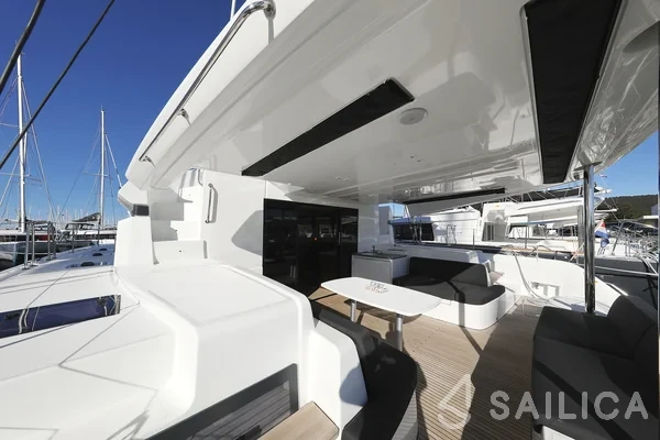 Lagoon 50 - Yacht Charter Sailica