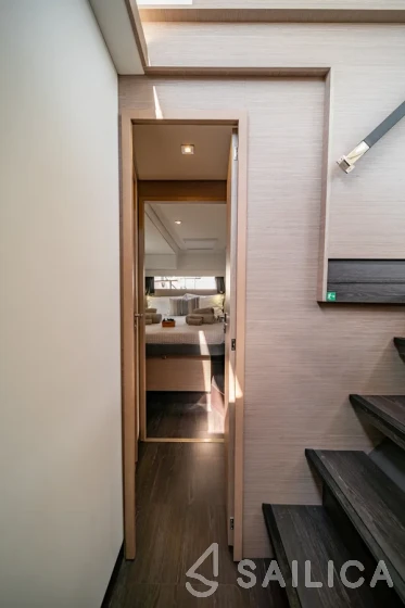 Tanna 47 - Yacht Charter Sailica