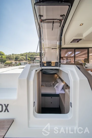 Tanna 47 - Yacht Charter Sailica