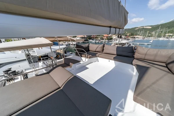 Tanna 47 - Yacht Charter Sailica