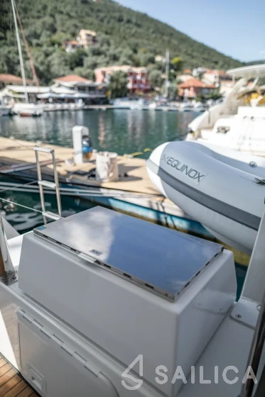 Tanna 47 - Yacht Charter Sailica