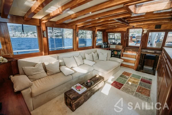 Gulet - Yacht Charter Sailica
