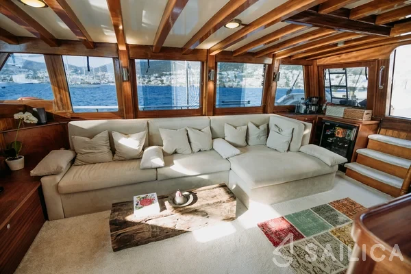 Gulet - Yacht Charter Sailica