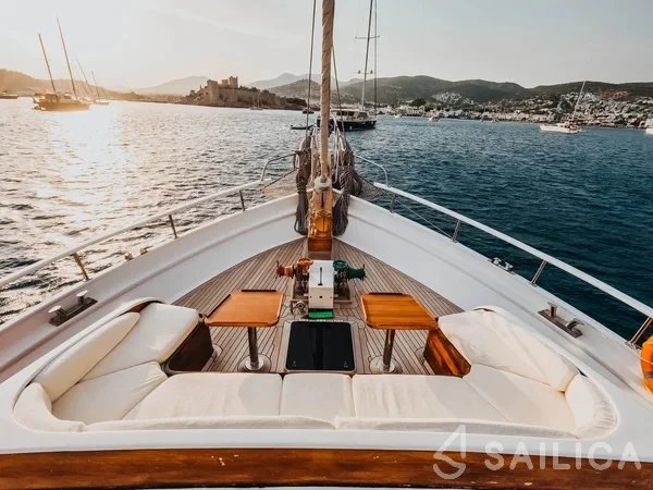 Gulet - Yacht Charter Sailica