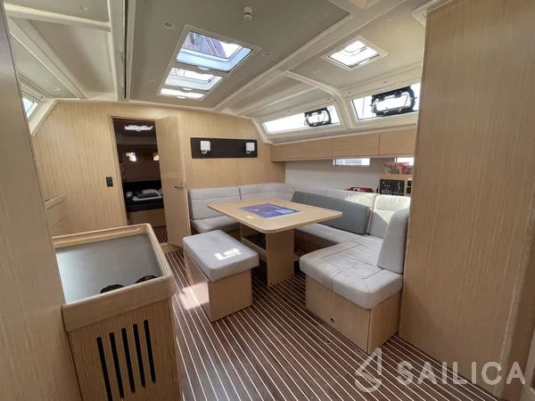 Bavaria 46 Cruiser - Yacht Charter Sailica