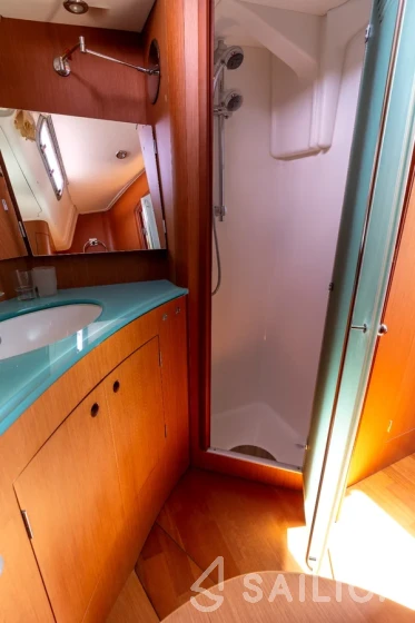 Beneteau 57 - Yacht Charter Sailica
