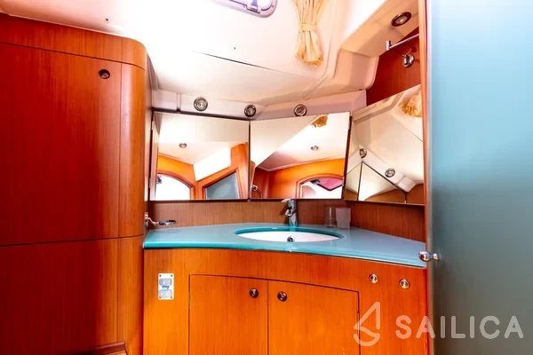 Beneteau 57 - Yacht Charter Sailica
