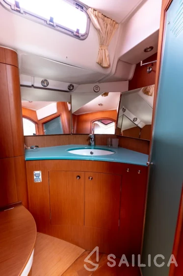Beneteau 57 - Yacht Charter Sailica