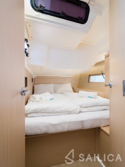 Oceanis 46.1 - Yacht Charter Sailica