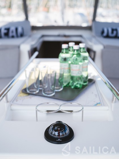 Oceanis 46.1 - Yacht Charter Sailica