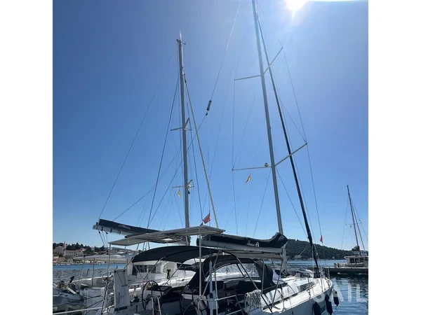 Hanse 460 - Yacht Charter Sailica