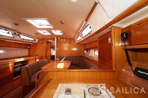 Bavaria 40 Cruiser - Yacht Charter Sailica