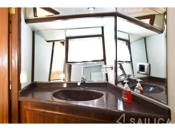 Gulet - Yacht Charter Sailica