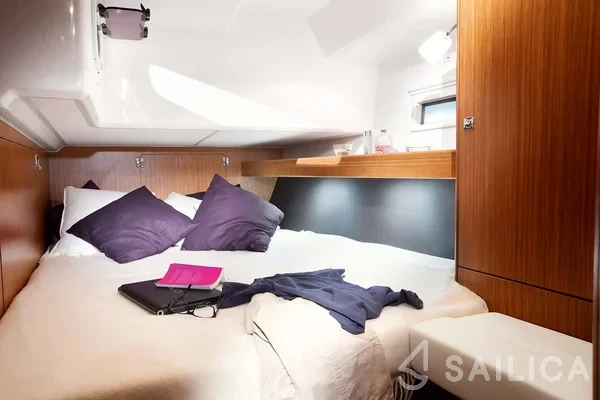 Bavaria 46 Cruiser - Yacht Charter Sailica
