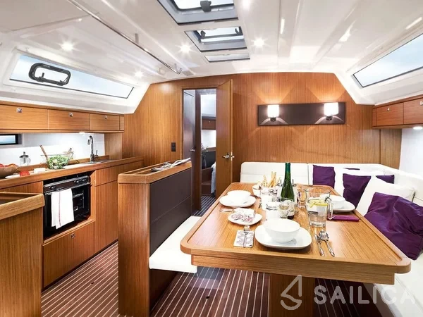 Bavaria 46 Cruiser - Yacht Charter Sailica