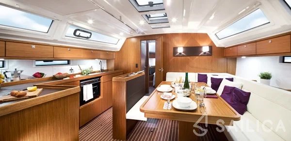 Bavaria 46 Cruiser - Yacht Charter Sailica