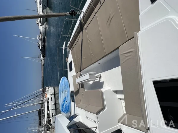 Bali 4.6 - Yacht Charter Sailica